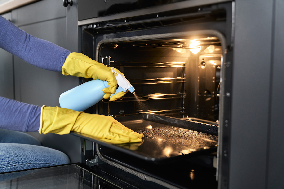 cleaning your oven